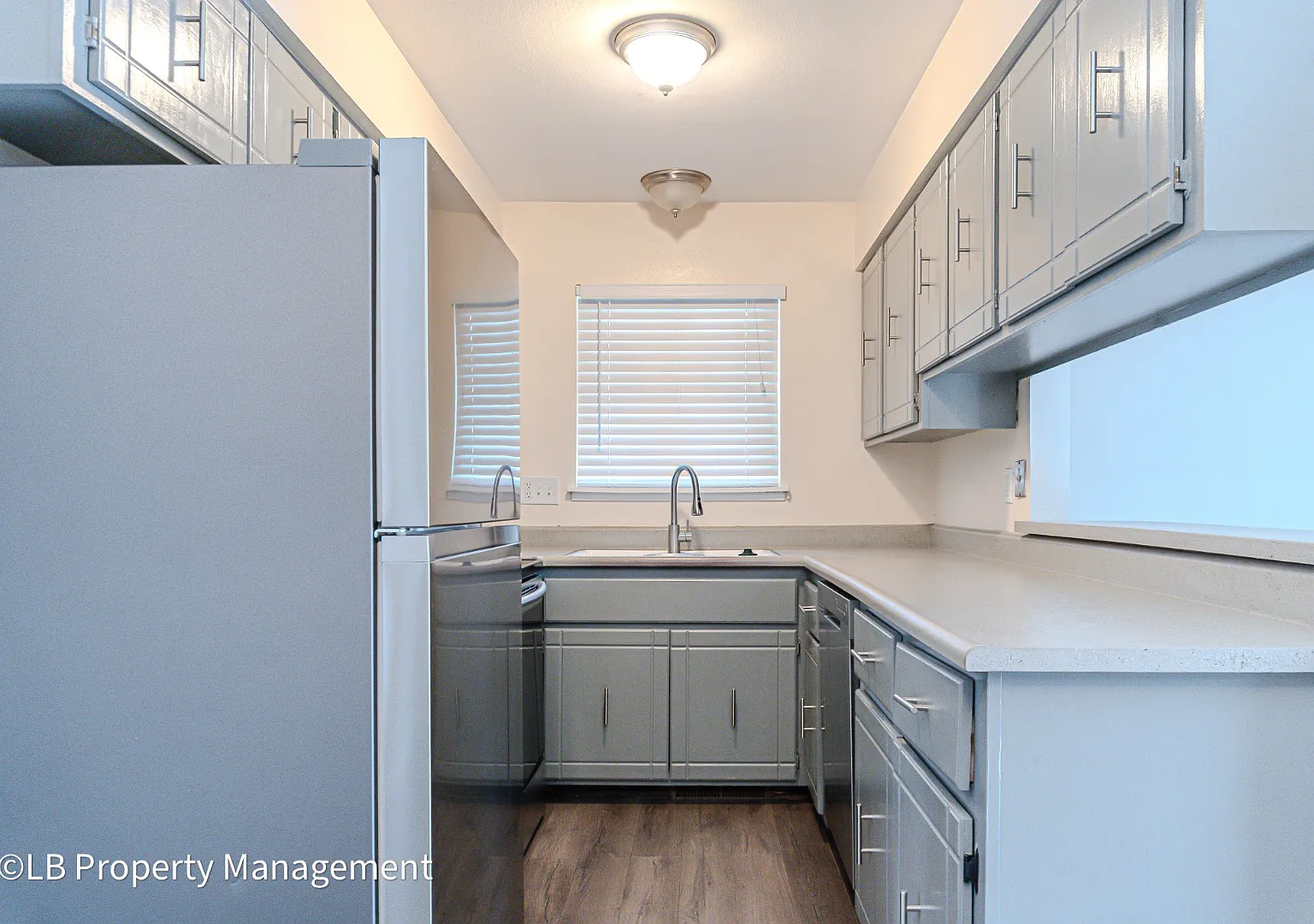 9255 E Lehigh Ave — Photo 3