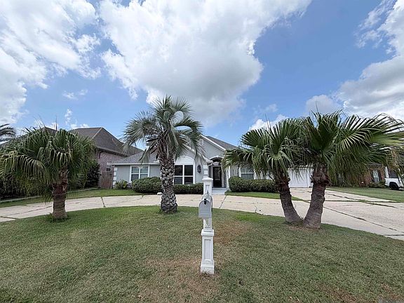 2nd image of 1106 Clipper Dr