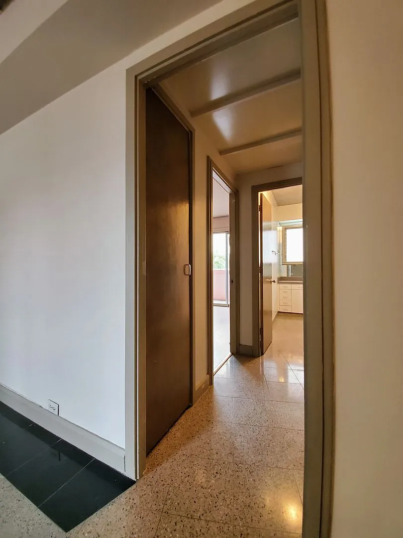 Available now: | 1 Bedroom, 1 Bathroom in Waikiki Cove. — Photo 4