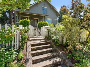 1007 Cascade Ave, Hood River, OR 97031