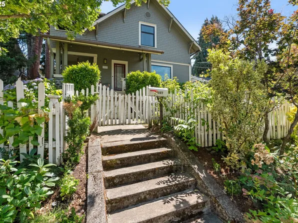 1007 Cascade Ave, Hood River, OR 97031