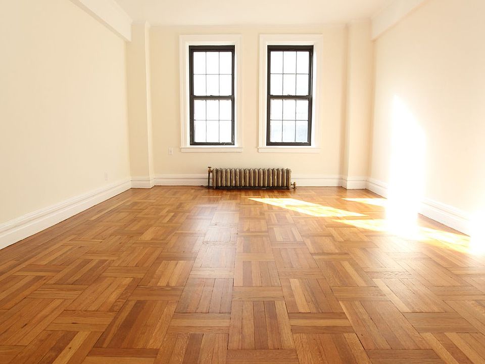 1st image of 55 W 11th St APT 3J