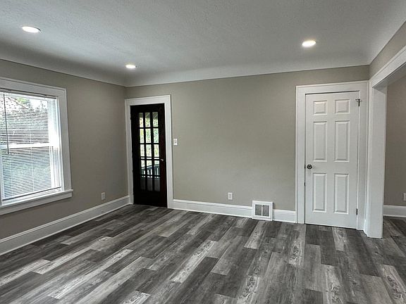 4th image of 1357 Beach Pkwy APT 4