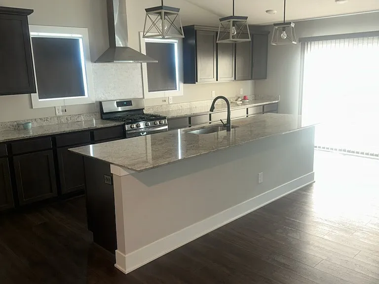 426 SE Dapple Dr — Photo 6