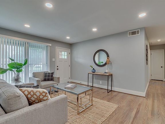 3rd image of 9829 San Lea Dr
