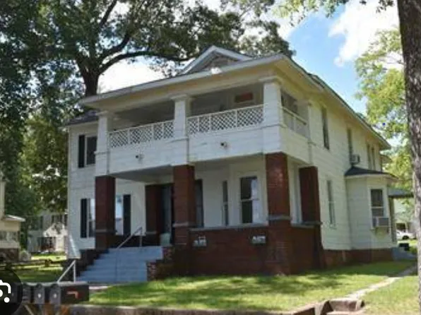 602 W 6th St, Sheffield, AL