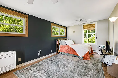 54 Vine St #B Photo 1 54 Vine St #B Photo 1