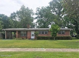 765 5th St, Chipley, FL 32428