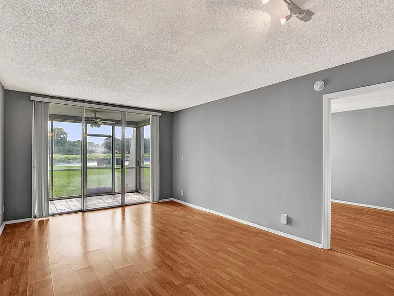 9460 Poinciana Pl #101 — Photo 8