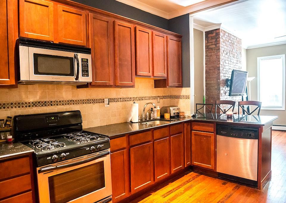 1st image of 366 7th St #1