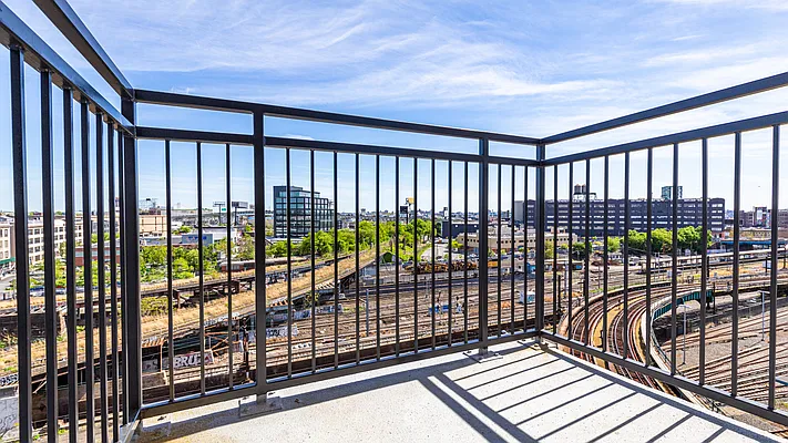 Rented by Nooklyn NYC LLC | media 68