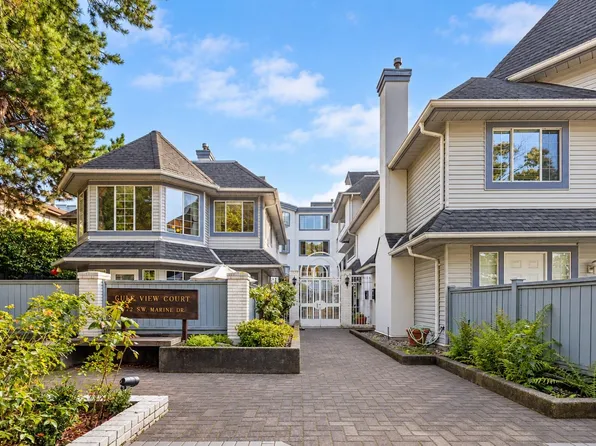 8772 SW Marine Dr #304, Vancouver, BC V6P 6A4