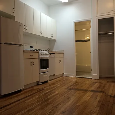 Rented by Upton Realty Group | media 40