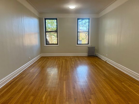 3rd image of 3060 48th St APT 2G