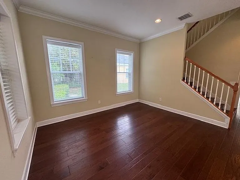 1442 Stickley Ave — Photo 6