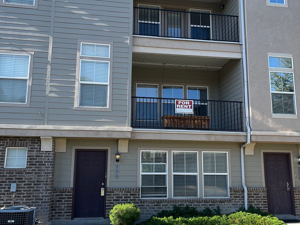 Three-story townhome.
