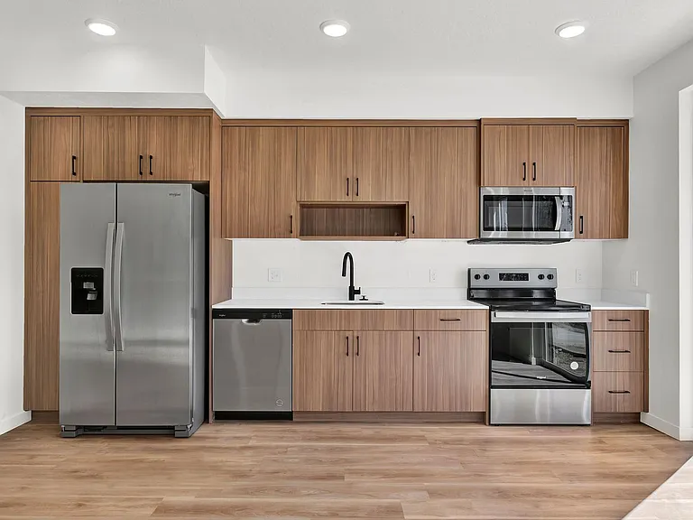 Veazey Park Apartments — Photo 52