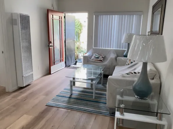 452 1/2 E 20th St, Los Angeles, CA 90011