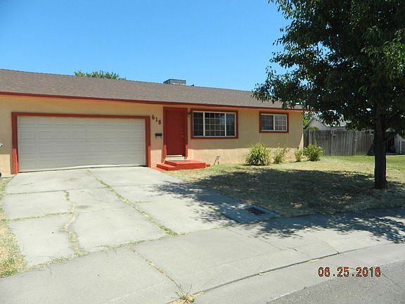 2nd image of 618 Cordova Ln