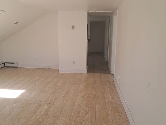 4th image of 284 Veazie St Floor 3
