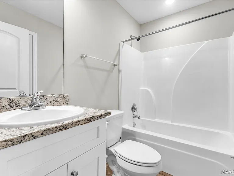 1823 Landing Pl — Photo 22