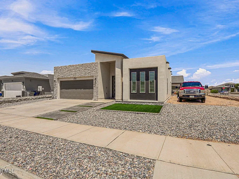 14585 John McNeely Ave — Photo 3