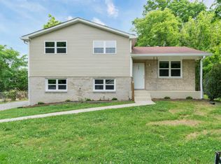 202 23rd Ave E, Springfield, TN 37172