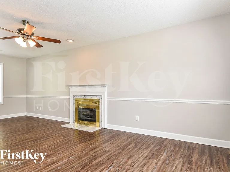 1405 Somerset Crossing Ln — Photo 3