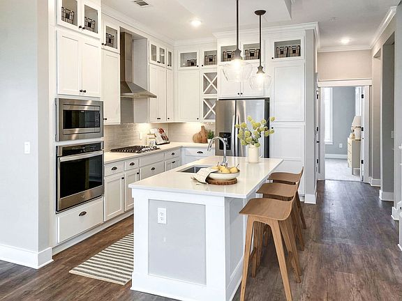 5th image of 17014 Fairmount Way #2017