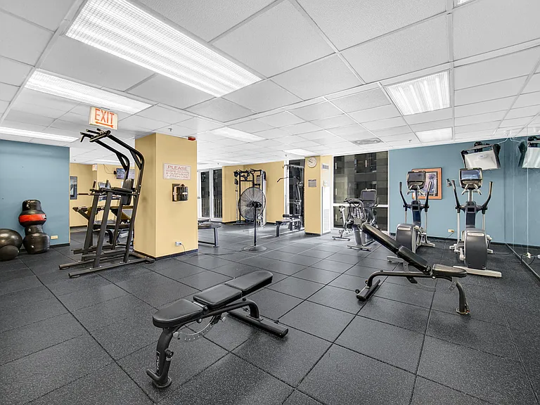 200 N Dearborn St #4208 — Photo 10