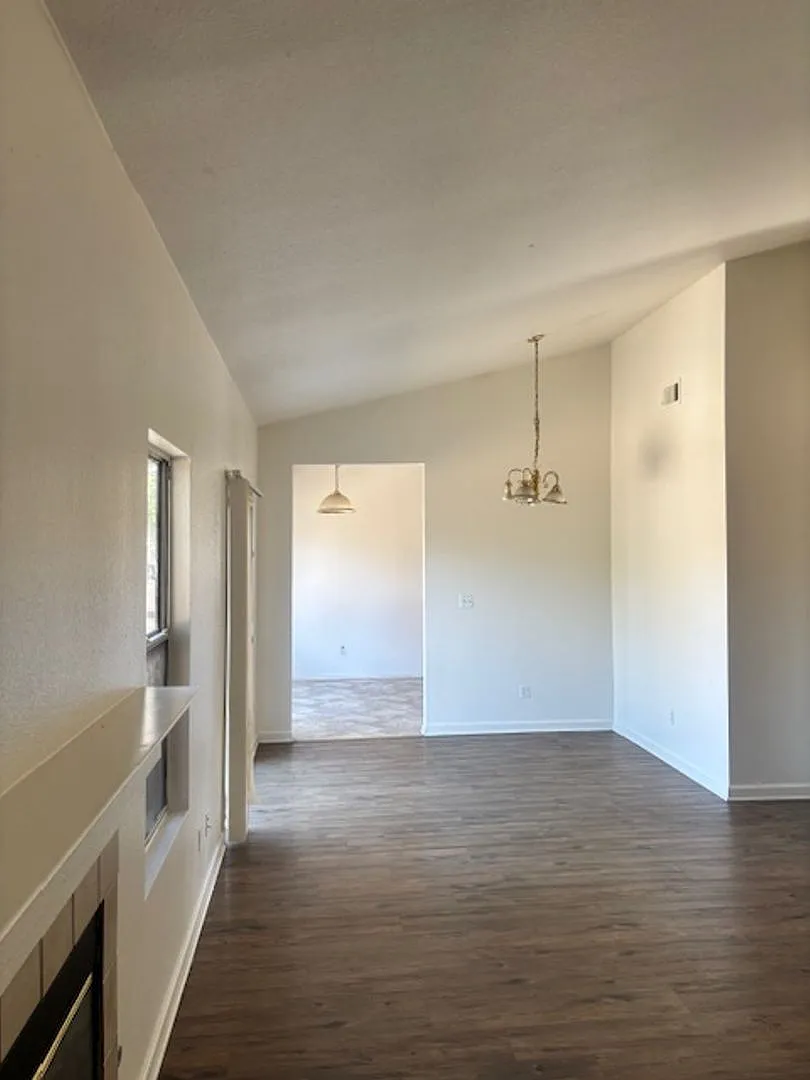 865 Place Rd — Photo 3