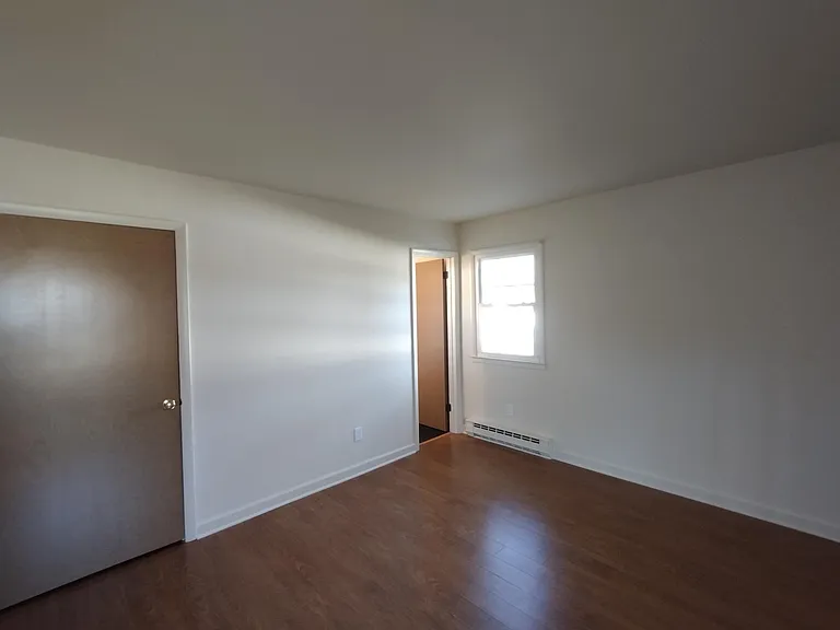 113 Holly Ter — Photo 19