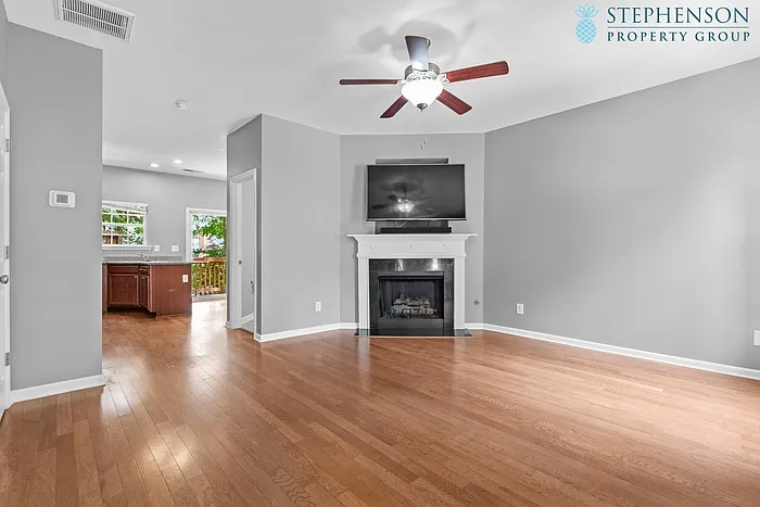 13 Crossbow Pl — Photo 4