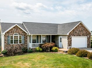 160 Thatcher Bridge Ln, Broadway, VA 22815