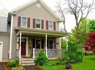 58 Chestnut St, Northampton, MA 01062