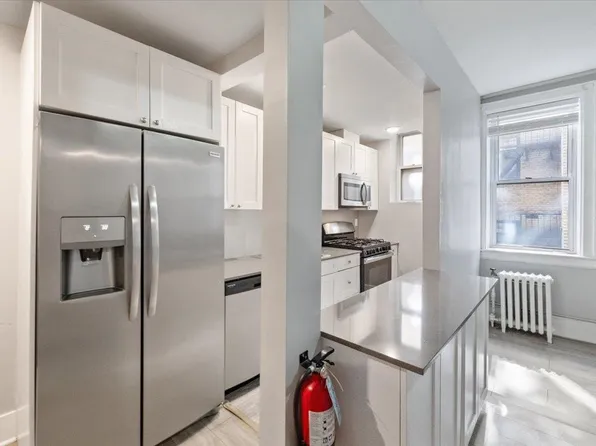 7435 Blvd East image 4 of 15