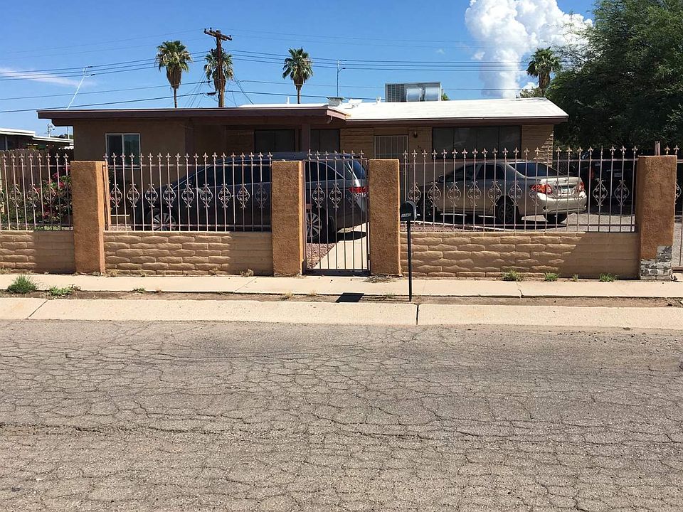 2nd image of 3743 E Sylvane St