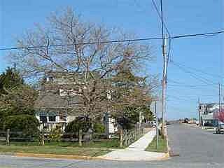 2nd image of 8913 Landis Ave