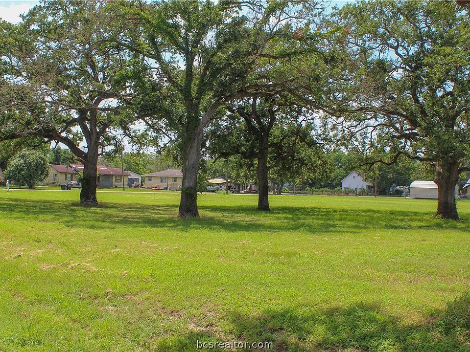 1st image of Avenue E E