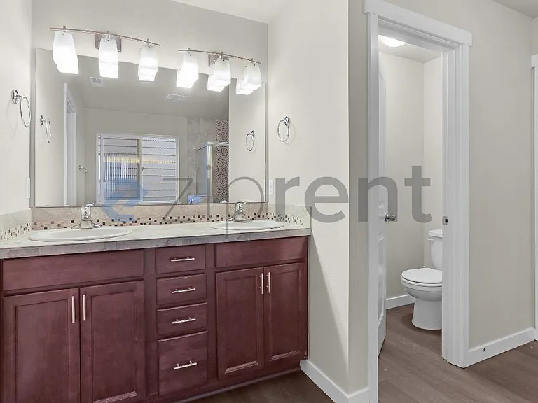 7805 163rd Street Ct E — Photo 14