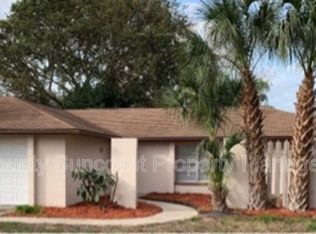 669 16th Ln, Palm Harbor, FL 34683