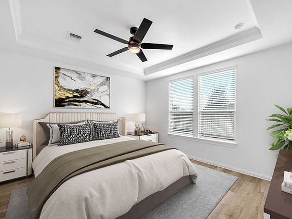 Virtually Staged Owner s Suite