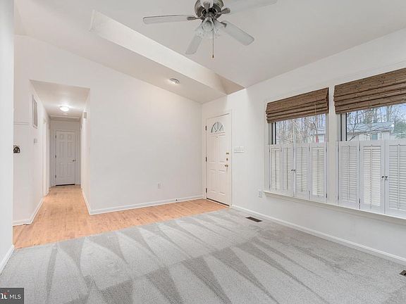 4th image of 6707 Godwin Dr