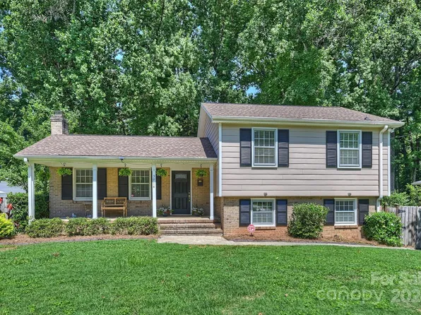 3914 Sussex Ave, Charlotte, NC 28210