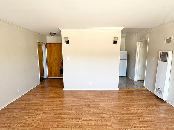 5th image of 401 28th Ave APT 8