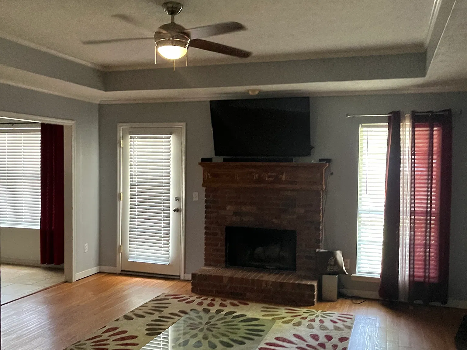 3 bed, 1483 sqft, $1,750 — Photo 2