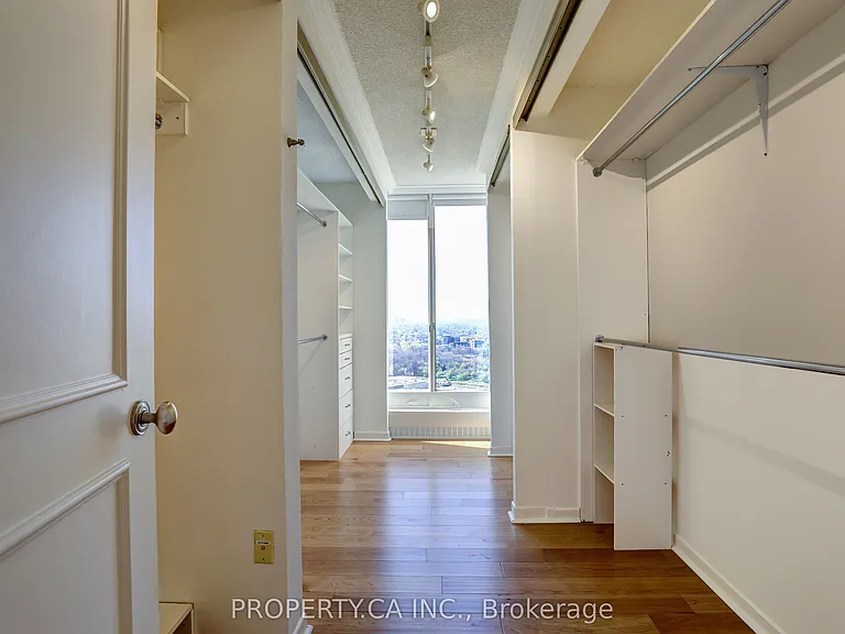 2045 Lake Shore Blvd W #3701 — Photo 31