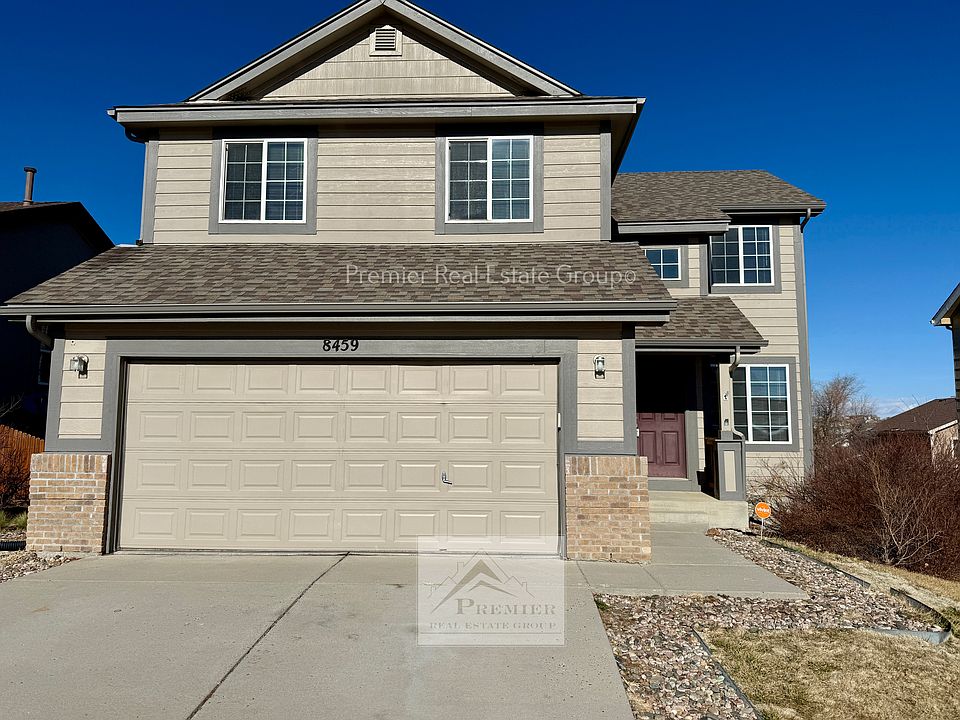1st image of 8459 Meadowcrest Dr