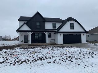 6826 Lamplighter Dr, Saginaw, MI 48603