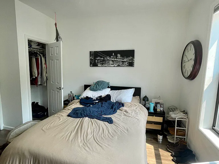 2555 33rd St #1R — Photo 3